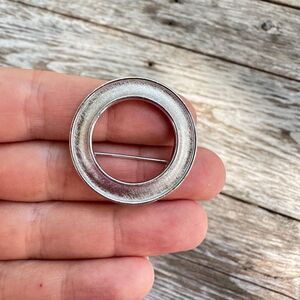 Vintage Jewelry Silver Tone Trifari Circle Round Brooch Pin